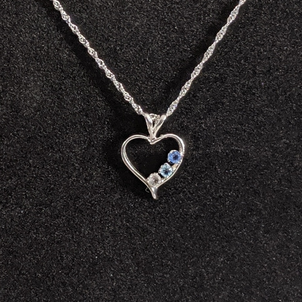 Three Stone Silver Heart Necklace - Picture 4 of 7
